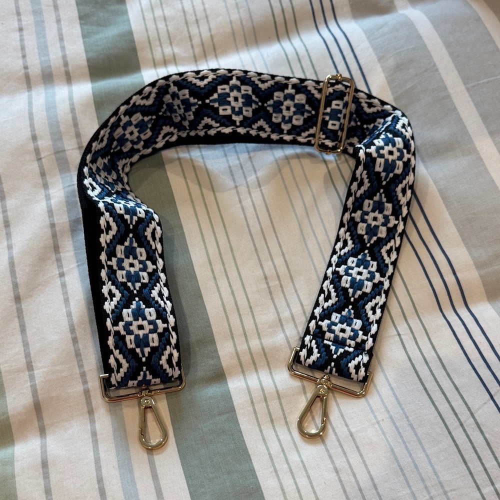 Super cute bag strap